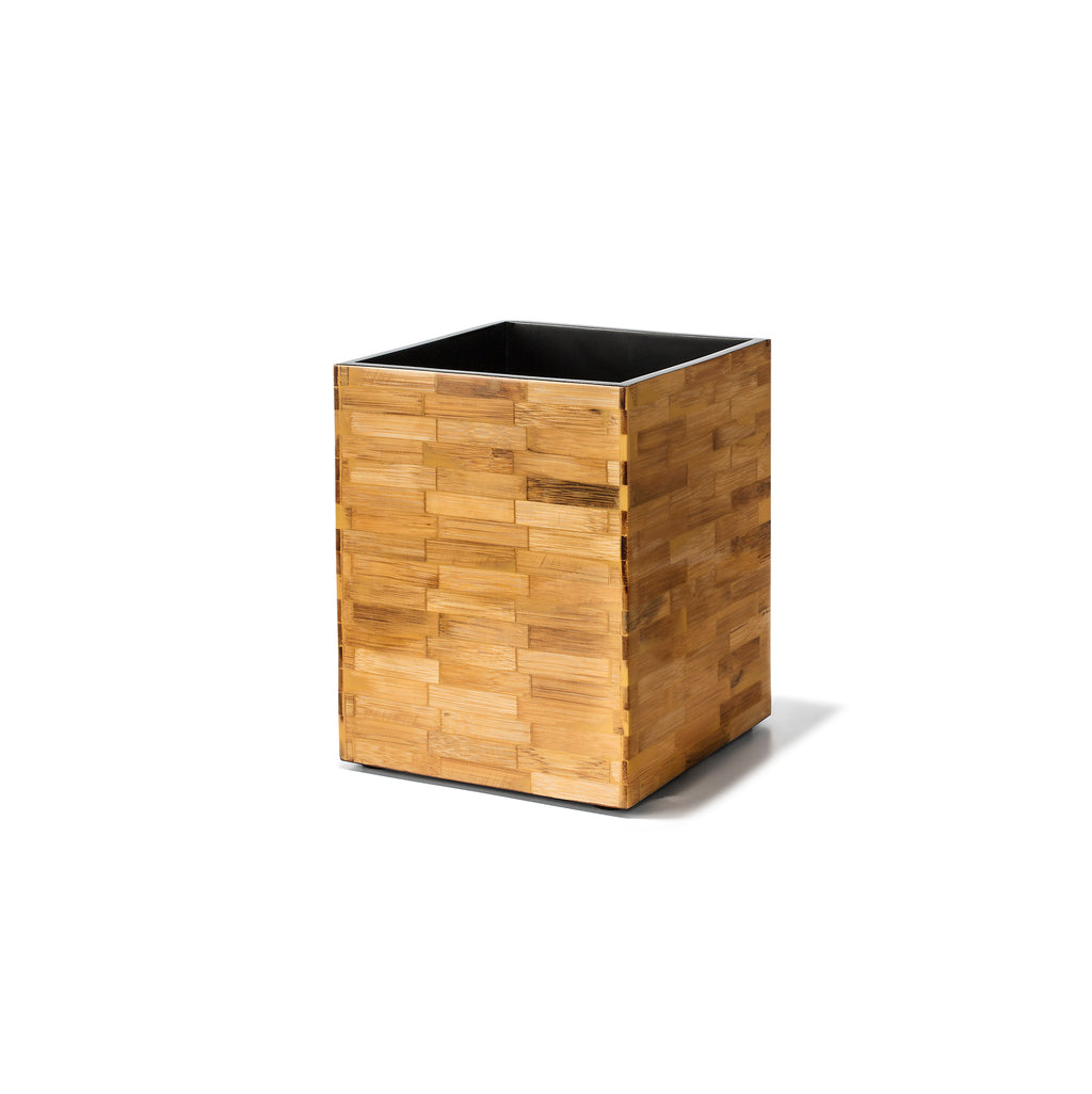 LaDorada presents the Bamboo Veneer Wastebin, handcrafted with exquisite detail and hand-finished by Colombian artisans.