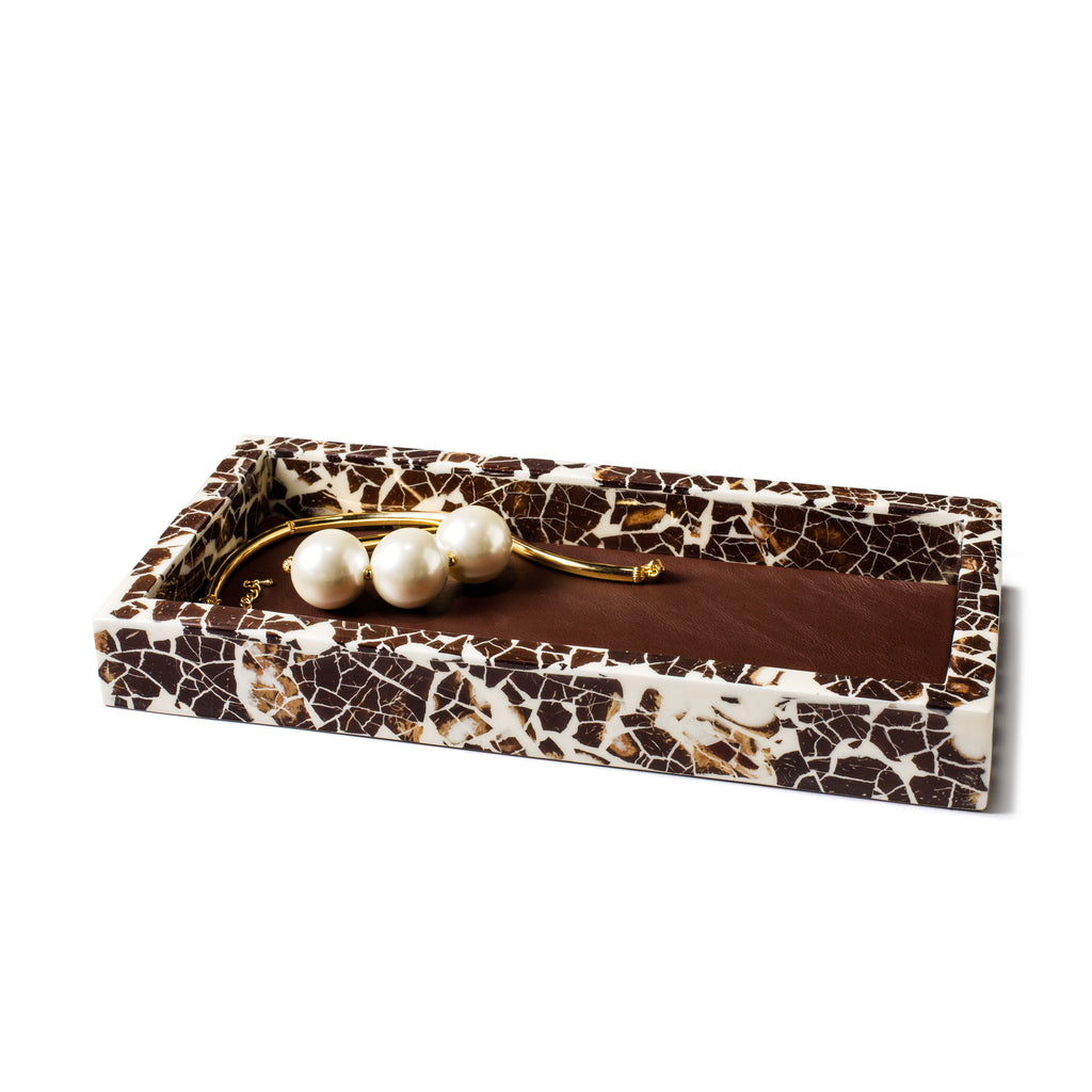 Light Coconut Valet by LaDorada, handcrafted with exquisite detail and finished with meticulous care in Colombia.