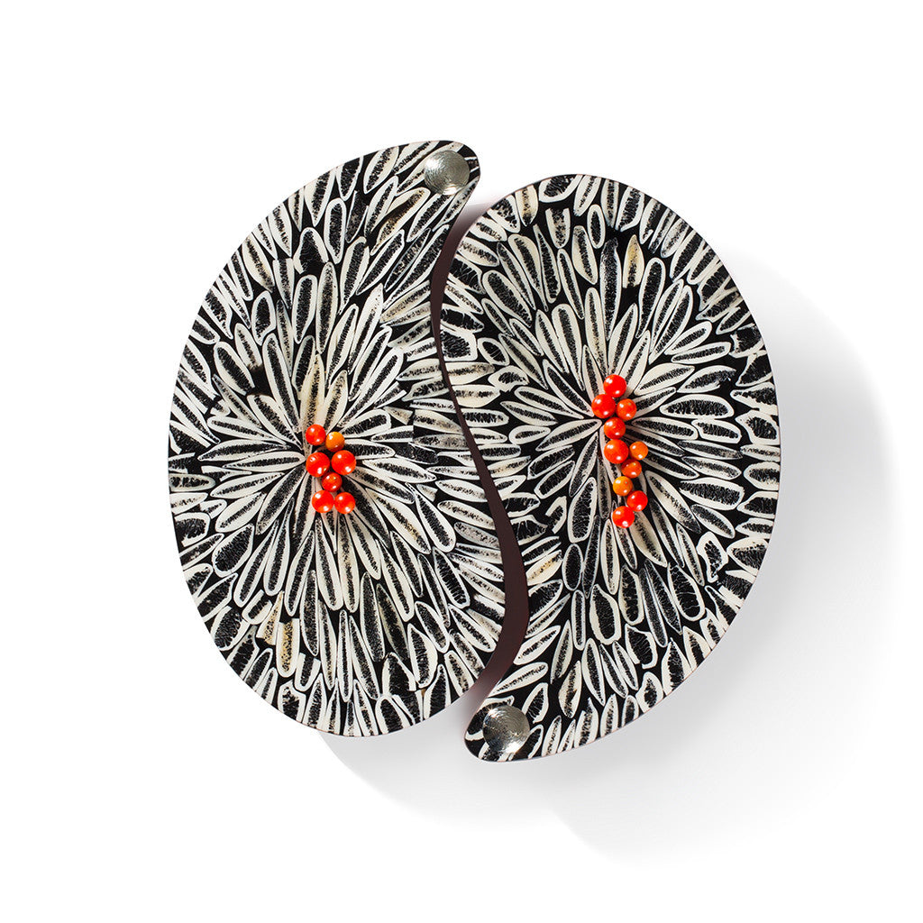 handmade black almendro german silver bone wood yin-yang tray set with black and white pattern and red fruits on top